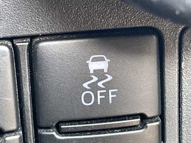 トヨタ ルーミー カスタムG 茨城県 2019(令1)年 5.3万km パールホワイトⅢ 純正9型ナビ/Bluetooth/フルセグTV/バックカメラ/両側パワースライドドア/クリアランスソナー/アイドリングストップ/横滑り防止装置/衝突軽減システム/クルーズコントロール/ドライブレコーダー/ビルトインETC2.0/オートライト/オートマチックハイビーム/LEDヘッドライト/コーナーセンサー/純正15インチアルミホイール/純正フロアマット/ウォークスルー/スマートキー/プッシュスタート