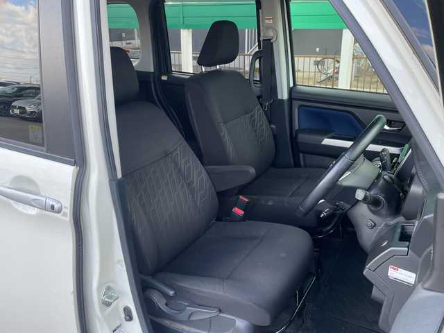 トヨタ ルーミー カスタムG 茨城県 2019(令1)年 5.3万km パールホワイトⅢ 純正9型ナビ/Bluetooth/フルセグTV/バックカメラ/両側パワースライドドア/クリアランスソナー/アイドリングストップ/横滑り防止装置/衝突軽減システム/クルーズコントロール/ドライブレコーダー/ビルトインETC2.0/オートライト/オートマチックハイビーム/LEDヘッドライト/コーナーセンサー/純正15インチアルミホイール/純正フロアマット/ウォークスルー/スマートキー/プッシュスタート