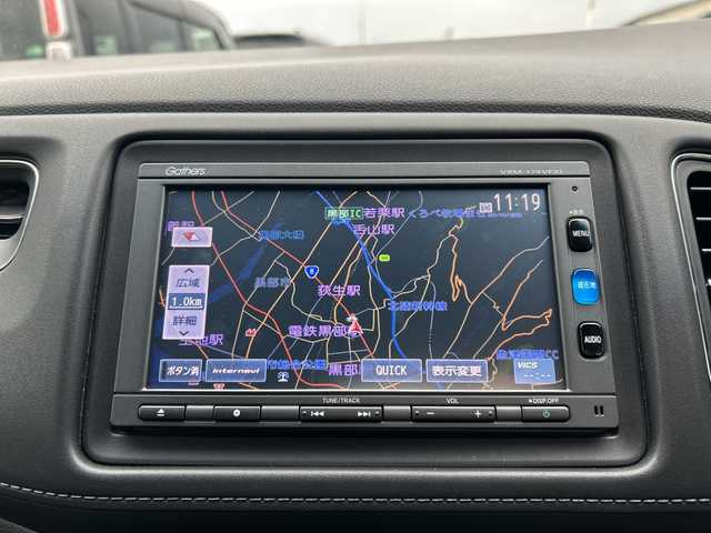 ホンダ ヴェゼル ハイブリッド 富山県 2016(平28)年 4.7万km パール 純正メモリーナビ/【CD/DVD/BT/USB/SD/ipod/フルセグTV】/バックカメラ/ホンダセンシング/クルーズコントロール/レーンキープアシスト/衝突軽減ブレーキ/デジタルインナーミラー/ルーフレール/純正フロアマット/純正１７インチアルミホイール　/ビルトインＥＴＣ/ドライブレコーダー/スマートキー