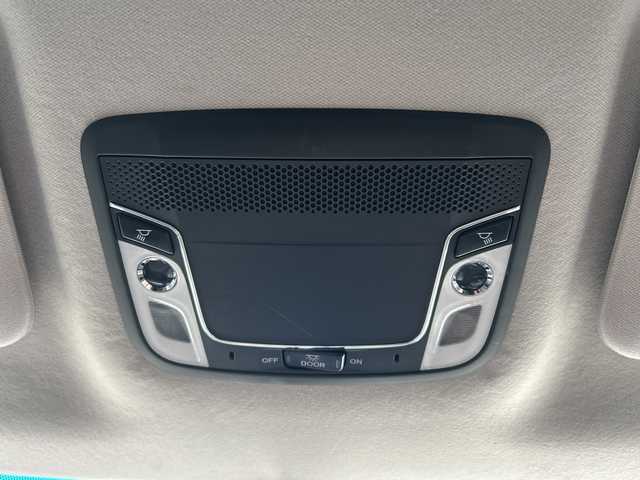 ホンダ ヴェゼル ハイブリッド 富山県 2016(平28)年 4.7万km パール 純正メモリーナビ/【CD/DVD/BT/USB/SD/ipod/フルセグTV】/バックカメラ/ホンダセンシング/クルーズコントロール/レーンキープアシスト/衝突軽減ブレーキ/デジタルインナーミラー/ルーフレール/純正フロアマット/純正１７インチアルミホイール　/ビルトインＥＴＣ/ドライブレコーダー/スマートキー