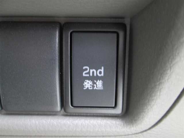 スズキ エブリイ GA 千葉県 2017(平29)年 1.6万km スペリアホワイト ワンオーナー/社外オーディオ【CD/USB/AM/FM】/2nd発信/レベライザー/標準ルーフ/純正フロアマット/ドアバイザー/新車整備手帳/取扱説明書/スペアキー