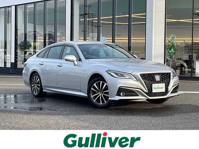 トヨタ クラウン ハイブリッド S Cパッケージ Four 新潟県 2020(令2)年 7万km シルバーM ４WD/純正メモリナビ/（Bluetooth/FM/AM)/ドライブレコーダー/バックカメラ/プッシュスタート/パーキングアシスト/パワーシート/ETC2.0/純正フロアマット/コーナーセンサー（前後）/ノーマルタイヤ積み込み/電格ミラー/ドアバイザー/スペアキー