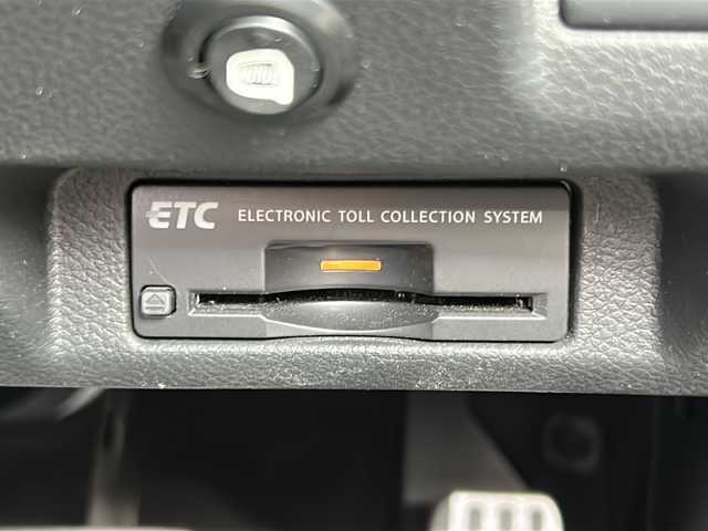 日産 スカイライン 370GT Type S 神奈川県 2013(平25)年 8.4万km スーパーブラック ワンオーナー/純正HDDナビ(CD/DVD/USB/ワンセグTV)/バックカメラ/18インチENKEIアルミホイール/パドルシフト/ハーフレザーシート/D/N席パワーシート/横滑り防止装置/ビルトインETC/オートライト/純正フロアマット/プッシュスタート/ステアリングスイッチ/ISOFIX/スペアキー×1/取扱説明書/保証書