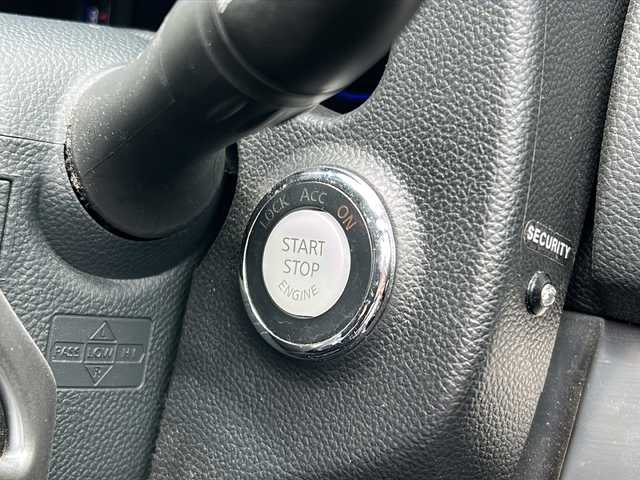 日産 スカイライン 370GT Type S 神奈川県 2013(平25)年 8.4万km スーパーブラック ワンオーナー/純正HDDナビ(CD/DVD/USB/ワンセグTV)/バックカメラ/18インチENKEIアルミホイール/パドルシフト/ハーフレザーシート/D/N席パワーシート/横滑り防止装置/ビルトインETC/オートライト/純正フロアマット/プッシュスタート/ステアリングスイッチ/ISOFIX/スペアキー×1/取扱説明書/保証書