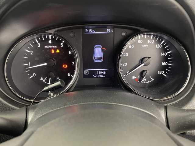 日産 エクストレイル 20X 埼玉県 2018(平30)年 5.2万km ブリリアントホワイトパール 純正ナビ/　（FM/AM/BT/AUX/iPod/HDMI/CD/DVD）/プッシュスタート/パワーバックドア/ビルトインETC/フルセグテレビ/バックカメラ/エマージェンシーブレーキ/ヒーテッドドアミラー/純正フロアマット、/ダウンヒルアシストコントロール/ハーフレザーシート