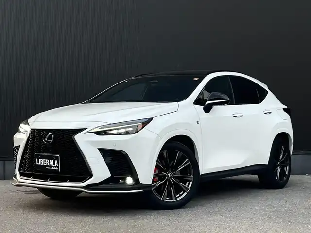 レクサス ＮＸ 350h Fスポーツ 栃木県 2023(令5)年 3.4万km ホワイトノーヴァガラスフレーク ワンオーナー/3眼LEDヘッドライト/純正14インチメモリナビ/フルセグテレビ/バックカメラ/ウィンカーミラー/ACC/サンルーフ/ドアバイザー/プッシュスタート/パワーバックドア/フットトランクオープナー/ヘッドアップディスプレイ/ETC2.0