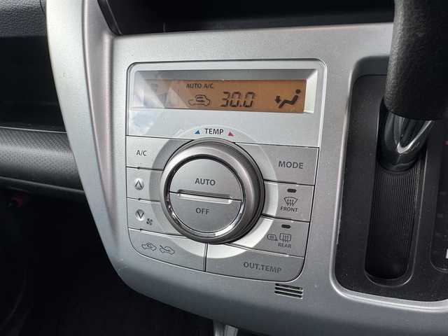 マツダ フレア クロスオーバー XS 大分県 2015(平27)年 6.3万km クリスタルホワイトP ・メモリナビ /　ワンセグTV/CD/DVD/Bluetooth/・スマートキー×2/・プッシュスタート/・HIDヘッドライト/・フォグランプ/・オートライト/・純正15インチアルミホイール/・シートヒーター /・ルーフレール/・プッシュスタート/・フロアマット