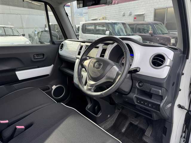 マツダ フレア クロスオーバー XS 大分県 2015(平27)年 6.3万km クリスタルホワイトP ・メモリナビ /　ワンセグTV/CD/DVD/Bluetooth/・スマートキー×2/・プッシュスタート/・HIDヘッドライト/・フォグランプ/・オートライト/・純正15インチアルミホイール/・シートヒーター /・ルーフレール/・プッシュスタート/・フロアマット