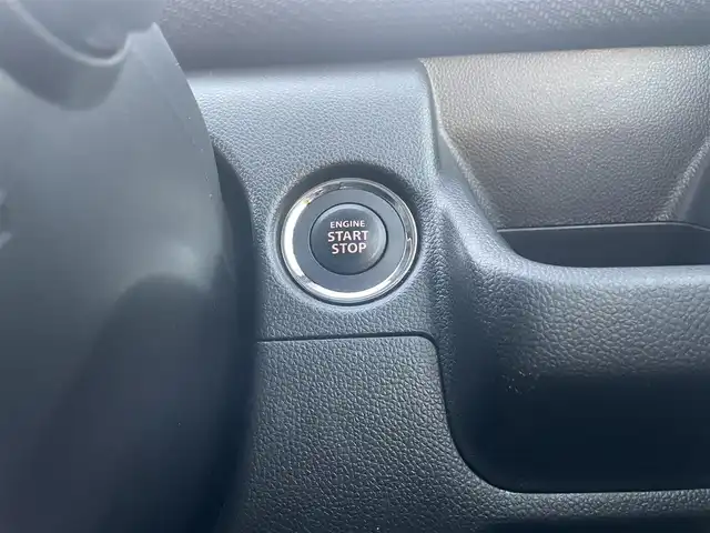 マツダ フレア ハイブリッド XS 福岡県 2017(平29)年 9.3万km ピュアホワイトP (株)IDOMが運営する【じしゃロン八幡西店】の自社ローン専用車両になります。こちらは現金またはオートローンご利用時の価格です。自社ローンご希望の方は別途その旨お申付け下さい/社外ナビ/(Bluetooth/CD/DVD/SD/ipod/フルセグTV)/衝突軽減ブレーキ/車線逸脱防止機能/横滑り防止装置/ヘッドアップディスプレイ/前方ドライブレコーダー/ステアリングスイッチ/バックカメラ/D席ヒートシーター/純正14インチアルミホイール/スペアキー一本/スマートキー