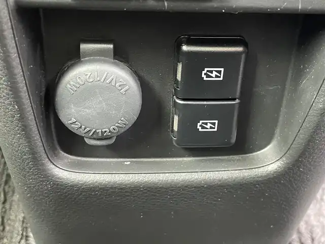 スズキ ハスラー Jスタイル Ⅱ ターボ 千葉県 2023(令5)年 3.3万km クールカーキパールメタリック/ソフトベージュメタリック ターボ車/9インチ純正メモリナビ（BT／CD／USB／TV）/フルセグテレビ（走行中視聴可）/追従式クルーズコントロール/社外ビルトインETC/社外前後ドライブレコーダー/コーナーセンサー（後ろのみ）/全方位／サイドバックカメラ/デジタルインナーミラー/AppleCarPlay／AndroidAuto/衝突軽減システム/横滑り防止装置/オートライト/純正アルミホイール/パドルシフト/前席シートヒーター/シートリフター/ステアリングスイッチ/電動格納ミラー/プッシュスタート/LEDヘッドライト/ドアバイザー