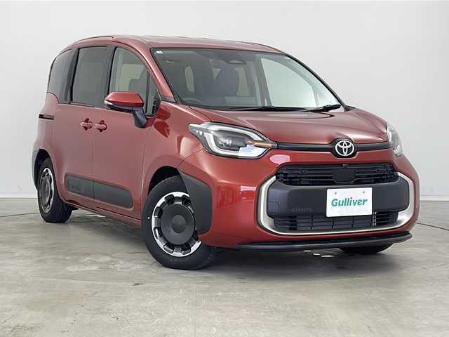 トヨタ シエンタ ハイブリッド Z 新潟県 2022(令4)年 0.5万km スカーレットメタリック 10.5インチ純正ディスプレーオーディオ/フルセグ/両側パワースライドドア/衝突軽減ブレーキ/全方位カメラ/バックカメラ/レーダークルーズコントロール/LEDヘッドライト/オートマチックハイビーム/Bluetooth/USB/AC100V/1500Wコンセント/ビルトインETC/前後コーナーセンサー/横滑り防止装置/前席シートヒーター/ステアリングヒーター/スマートキー/プッシュスタート/ステアリングスイッチ/電動格納ミラー/ウィンカーミラー/ドアバイザー/ISOFIX/5人乗り/運転席+助手席+サイド+カーテンエアバッグ
