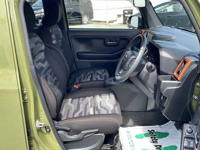 ダイハツ タフト G 三重県 2022(令4)年 3.5万km フォレストカーキメタリック 社外ＳＤナビ　ワンセグＴＶ　ＣＤ　Ｂｌｕｅｔｏｏｔｈ　バックカメラ　ＥＴＣ　ガラスルーフ　衝突被害軽減ブレーキ　前席シートヒーター　コーナーセンサー　ＬＥＤライト　フォグランプ　スマートキー　純正アルミ　オートホールド　オートライト　ステアリングリモコン　電動格納ミラー　ドアバイザー