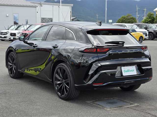 トヨタ クラウン スポーツ Z 鹿児島県 2024(令6)年 1.3万km ブラック レーダークルーズコントロール　/ビルトインＥＴＣ２．０　/ヘッドアップディスプレイ　/ガラスルーフ　/パノラミックビューモニター　/パーキングアシスト　/トヨタチームメイト　/デジタルインナーミラー/D+N席シートヒーター/エアシート/D+N席パワーシート/パワーバックドア/シートメモリー/ワイヤレス充電/プロアクティブドライビングアシスト/アドアンストドライブ(渋滞時支援)/アドバンストパーク(リモート付)/ブラインドスポットモニター/安心降車アシスト(SEA)/後方車両車両接近通知/追突防止サポート機能/前後純正ドライブレコーダー/純正アルミホイール(21インチ)/前後コーナーセンサー/Bluetoothオーディオ/フルセグテレビ/横滑り防止装置/レーンキープアシスト/プッシュスタート/スマートキー