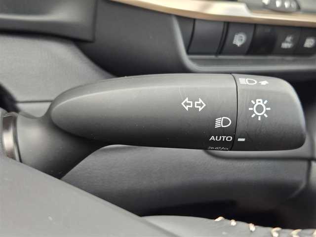 トヨタ クラウン スポーツ Z 鹿児島県 2024(令6)年 1.3万km ブラック レーダークルーズコントロール　/ビルトインＥＴＣ２．０　/ヘッドアップディスプレイ　/ガラスルーフ　/パノラミックビューモニター　/パーキングアシスト　/トヨタチームメイト　/デジタルインナーミラー/D+N席シートヒーター/エアシート/D+N席パワーシート/パワーバックドア/シートメモリー/ワイヤレス充電/プロアクティブドライビングアシスト/アドアンストドライブ(渋滞時支援)/アドバンストパーク(リモート付)/ブラインドスポットモニター/安心降車アシスト(SEA)/後方車両車両接近通知/追突防止サポート機能/前後純正ドライブレコーダー/純正アルミホイール(21インチ)/前後コーナーセンサー/Bluetoothオーディオ/フルセグテレビ/横滑り防止装置/レーンキープアシスト/プッシュスタート/スマートキー