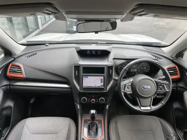 スバル フォレスター X－ブレイク 道央・札幌 2018(平30)年 10.8万km クリスタルホワイトP ４WD/社外メモリーナビ/CD/DVD/BT/フルセグ/アイサイト/衝突被害軽減ブレーキ/横滑り防止装置/レーダークルーズコントロール/レーンキープアシスト/リヤパーキングセンサー/サイドカメラ/ビルトインETC/アイドリングストップ/X-MODE/SI-DRIVE/SRH/パワーバックドア/前席パワーシート/D席メモリーシート/全席シートヒーター/ハーフレザーシート/革巻きステアリング/ステアリングリモコン/パドルシフト/ハンドルヒーター/電動パーキング/プッシュスタート/スマートキー/LEDヘッドライト/オートライト/フォグランプ/電動格納ミラー/ヒーテッドドアミラー/ウィンカーミラー/純正フロアマット/ドアバイザー/スペアキー/純正AW付冬タイヤ積込/225/60/R17/2024年/山9mm