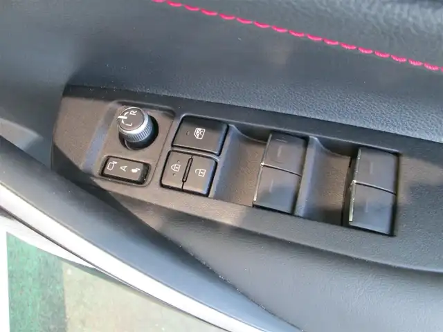 トヨタ カローラ スポーツ ハイブリッドG Z 千葉県 2020(令2)年 2.6万km ホワイトパールクリスタルシャイン ワンオーナー/純正ディスプレイオーディオ【ナビ/BT/USB】/バックカメラ/Toyota Safety Sense/LEDヘッドライト&LEDフォグランプ/純正18インチアルミホイール/レーダークルーズコントロール/レーンキープアシスト/ヘッドアップディスプレイ/ブラインドスポットモニター/クリアランスソナー/ビルトインETC/スペアキー/取扱説明書/ナビ取扱説明書/新車時保証書/トヨタ整備記録簿(R3/R4)