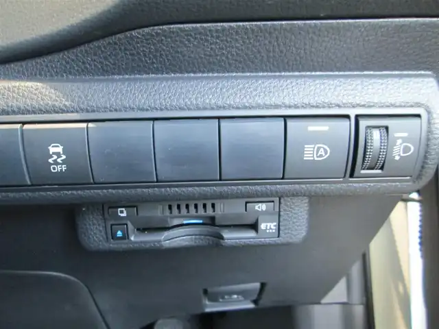 トヨタ カローラ スポーツ ハイブリッドG Z 千葉県 2020(令2)年 2.6万km ホワイトパールクリスタルシャイン ワンオーナー/純正ディスプレイオーディオ【ナビ/BT/USB】/バックカメラ/Toyota Safety Sense/LEDヘッドライト&LEDフォグランプ/純正18インチアルミホイール/レーダークルーズコントロール/レーンキープアシスト/ヘッドアップディスプレイ/ブラインドスポットモニター/クリアランスソナー/ビルトインETC/スペアキー/取扱説明書/ナビ取扱説明書/新車時保証書/トヨタ整備記録簿(R3/R4)