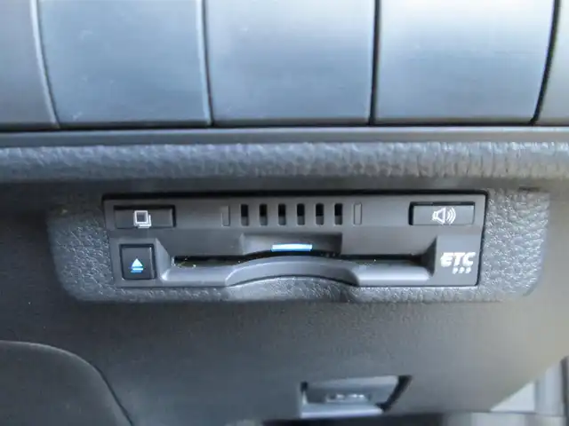 トヨタ カローラ スポーツ ハイブリッドG Z 千葉県 2020(令2)年 2.6万km ホワイトパールクリスタルシャイン ワンオーナー/純正ディスプレイオーディオ【ナビ/BT/USB】/バックカメラ/Toyota Safety Sense/LEDヘッドライト&LEDフォグランプ/純正18インチアルミホイール/レーダークルーズコントロール/レーンキープアシスト/ヘッドアップディスプレイ/ブラインドスポットモニター/クリアランスソナー/ビルトインETC/スペアキー/取扱説明書/ナビ取扱説明書/新車時保証書/トヨタ整備記録簿(R3/R4)