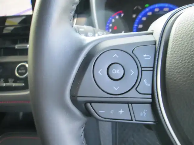 トヨタ カローラ スポーツ ハイブリッドG Z 千葉県 2020(令2)年 2.6万km ホワイトパールクリスタルシャイン ワンオーナー/純正ディスプレイオーディオ【ナビ/BT/USB】/バックカメラ/Toyota Safety Sense/LEDヘッドライト&LEDフォグランプ/純正18インチアルミホイール/レーダークルーズコントロール/レーンキープアシスト/ヘッドアップディスプレイ/ブラインドスポットモニター/クリアランスソナー/ビルトインETC/スペアキー/取扱説明書/ナビ取扱説明書/新車時保証書/トヨタ整備記録簿(R3/R4)