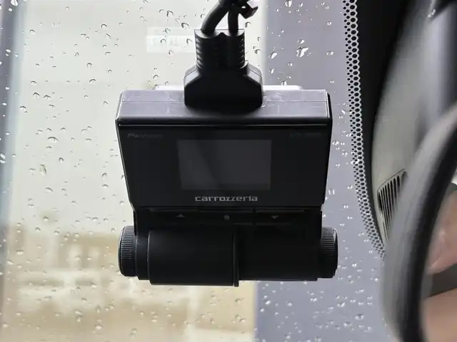 クライスラー・ジープ ジープ レネゲード トレイルホーク 石川県 2017(平29)年 5.6万km 白 4WD/ディスプレイオーディオ/　Bluetooth・AM/FM・USB・AUX/バックカメラ/ETC/ドライブレコーダー/ルーフレール/クルーズコントロール/アンチロック・ブレーキ・システム/横滑り防止装置/後方コーナーセンサー/レーンキープアシスト/ダウンヒルアシストコントロール/パーキングアシスト/エアバッグ（W+サイド）/カーテンエアバッグ/純正アルミホイール/スマートキー