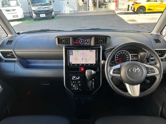 トヨタ ルーミー カスタムG－T 東京都 2019(令1)年 3.8万km ブラックマイカメタリック/パールホワイト2トーン ワンオーナー/純正SDナビフルセグTV/バックカメラ/両側パワースライドドア/衝突被害軽減システム/衝突警報機能（対車両・歩行者）/車線逸脱警報機能/誤発進抑制制御機能/先行車発進お知らせ機能/クルーズコントロール/横滑り防止装置/盗難防止装置/アイドリングストップ/パーキングアシスト/オートライト/オートマチックハイビーム/シルバー加飾付ウレタン製ステアリングホイール/ステアリングスイッチ/Bluetooth接続/シートヒータ/キーフリーシステム/スペアキー/保証書＆取扱説明書付き