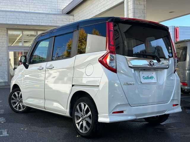 トヨタ ルーミー カスタムG－T 東京都 2019(令1)年 3.8万km ブラックマイカメタリック/パールホワイト2トーン ワンオーナー/純正SDナビフルセグTV/バックカメラ/両側パワースライドドア/衝突被害軽減システム/衝突警報機能（対車両・歩行者）/車線逸脱警報機能/誤発進抑制制御機能/先行車発進お知らせ機能/クルーズコントロール/横滑り防止装置/盗難防止装置/アイドリングストップ/パーキングアシスト/オートライト/オートマチックハイビーム/シルバー加飾付ウレタン製ステアリングホイール/ステアリングスイッチ/Bluetooth接続/シートヒータ/キーフリーシステム/スペアキー/保証書＆取扱説明書付き