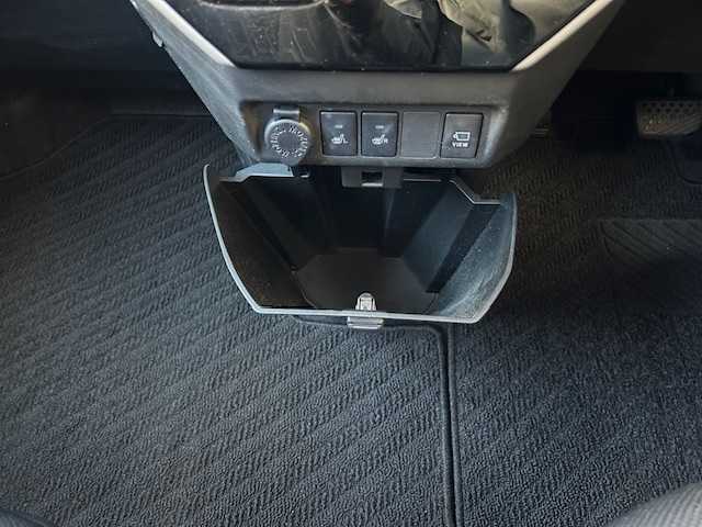 トヨタ ルーミー カスタムG－T 東京都 2019(令1)年 3.8万km ブラックマイカメタリック/パールホワイト2トーン ワンオーナー/純正SDナビフルセグTV/バックカメラ/両側パワースライドドア/衝突被害軽減システム/衝突警報機能（対車両・歩行者）/車線逸脱警報機能/誤発進抑制制御機能/先行車発進お知らせ機能/クルーズコントロール/横滑り防止装置/盗難防止装置/アイドリングストップ/パーキングアシスト/オートライト/オートマチックハイビーム/シルバー加飾付ウレタン製ステアリングホイール/ステアリングスイッチ/Bluetooth接続/シートヒータ/キーフリーシステム/スペアキー/保証書＆取扱説明書付き