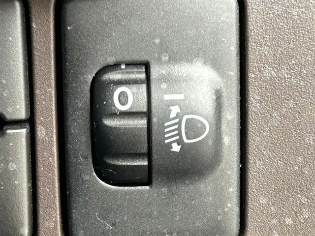 トヨタ タンク X S 岡山県 2018(平30)年 5万km ブラックマイカメタリック 登録時走行距離49404km/ワンオーナー/純正ナビ/地デジTV(AM/FM/CD/DVD/Bluetooth)/バックカメラ/両側スライドドア/ドライブレコーダー/ビルトインETC/プリクラッシュセーフティ/横滑り防止装置/アイドリングストップ/ヘッドライトレベライザー/電動格納ミラー/オートライト/純正フロアマット/プッシュスタート/スマートキー