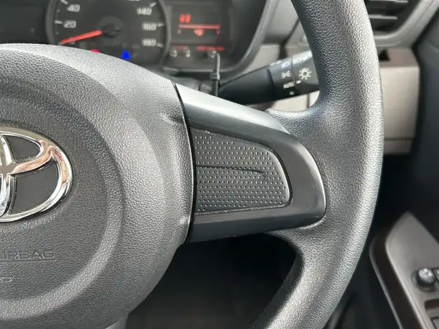 トヨタ タンク X S 岡山県 2018(平30)年 5万km ブラックマイカメタリック 登録時走行距離49404km/ワンオーナー/純正ナビ/地デジTV(AM/FM/CD/DVD/Bluetooth)/バックカメラ/両側スライドドア/ドライブレコーダー/ビルトインETC/プリクラッシュセーフティ/横滑り防止装置/アイドリングストップ/ヘッドライトレベライザー/電動格納ミラー/オートライト/純正フロアマット/プッシュスタート/スマートキー