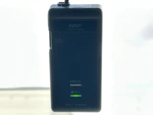 トヨタ タンク X S 岡山県 2018(平30)年 5万km ブラックマイカメタリック 登録時走行距離49404km/ワンオーナー/純正ナビ/地デジTV(AM/FM/CD/DVD/Bluetooth)/バックカメラ/両側スライドドア/ドライブレコーダー/ビルトインETC/プリクラッシュセーフティ/横滑り防止装置/アイドリングストップ/ヘッドライトレベライザー/電動格納ミラー/オートライト/純正フロアマット/プッシュスタート/スマートキー