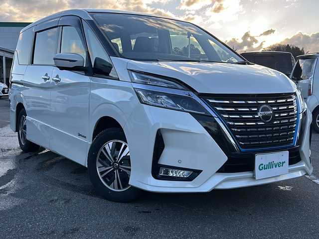 日産 セレナ e－パワー ハイウェイスター V 石川県 2022(令4)年 7.2万km ブリリアントホワイトパール 純正メモリーナビゲーション/【SD・CD・DVD・Blue-ray・Bluetooth・HDMI】/・フルセグTV/・アラウンドビューモニター/プロパイロット/ビルトレインETC/後方ドライブレコーダー/フリップダウンモニター/前席シートヒーター/ステアリングヒーター/コーナーセンサー/USB端子/LEDヘッドライト/・フォグランプ/両側パワースライド/オートライト/人工皮シートカバー/純正フロアマット/純正ドアバイザー