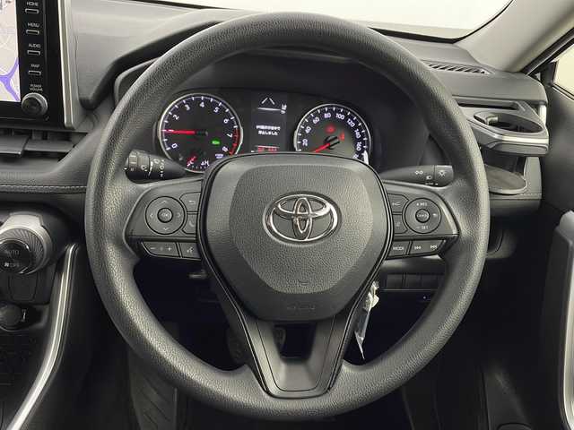 トヨタ ＲＡＶ４ X 新潟県 2021(令3)年 4.8万km アティチュードブラックマイカ 4WD/純正ナビ/　　BT/FM/AM/Miracast/バックカメラ/レーダークルーズコントロール/LEDオートライト/オートマチックハイビーム/純正17インチアルミホイール/ステアリングスイッチ/アイドリングストップ/USBポート/ブラインドスポットモニター/スマートキー/ビルトインETC