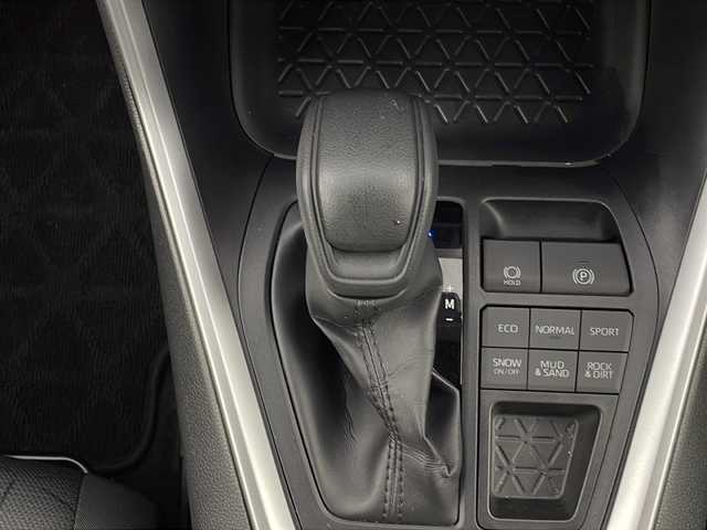 トヨタ ＲＡＶ４ X 新潟県 2021(令3)年 4.8万km アティチュードブラックマイカ 4WD/純正ナビ/　　BT/FM/AM/Miracast/バックカメラ/レーダークルーズコントロール/LEDオートライト/オートマチックハイビーム/純正17インチアルミホイール/ステアリングスイッチ/アイドリングストップ/USBポート/ブラインドスポットモニター/スマートキー/ビルトインETC