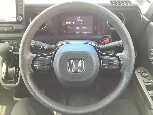 ホンダ Ｎ ＢＯＸ カスタム 栃木県 2024(令6)年 0.1万km クリスタルブラックパール ホンダセンシング/（衝突軽減ブレーキ）/（先行車発進お知らせ機能）/（歩行者事故低減ステアリング）/（路外逸脱抑制機能）/（標識認識機能）/（渋滞追従機能付きアダプティブクルーズコントロール）/（車線維持支援システム）/（誤発進抑制機能）/（後方誤発進抑制機能）/（近距離衝突軽減ブレーキ）/（急アクセル制御機能）/（パーキングセンサーシステム）/（オートハイビーム）/HondaCONNECTforGathers/カーナビ連動前後ドライブレコーダー/マルチビューカメラシステム/前席シートヒーター/両側パワースライドドア/純正フロアマット/純正ドアバイザー/取扱説明書/保証書/リモコンスペアキー×1