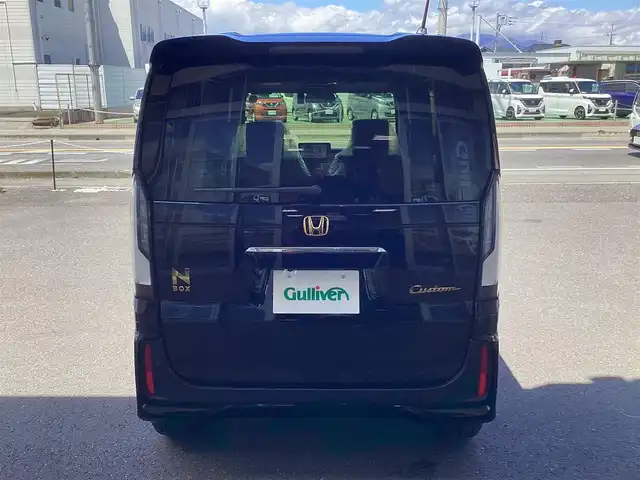ホンダ Ｎ ＢＯＸ カスタム 栃木県 2024(令6)年 0.1万km クリスタルブラックパール ホンダセンシング/（衝突軽減ブレーキ）/（先行車発進お知らせ機能）/（歩行者事故低減ステアリング）/（路外逸脱抑制機能）/（標識認識機能）/（渋滞追従機能付きアダプティブクルーズコントロール）/（車線維持支援システム）/（誤発進抑制機能）/（後方誤発進抑制機能）/（近距離衝突軽減ブレーキ）/（急アクセル制御機能）/（パーキングセンサーシステム）/（オートハイビーム）/HondaCONNECTforGathers/カーナビ連動前後ドライブレコーダー/マルチビューカメラシステム/前席シートヒーター/両側パワースライドドア/純正フロアマット/純正ドアバイザー/取扱説明書/保証書/リモコンスペアキー×1