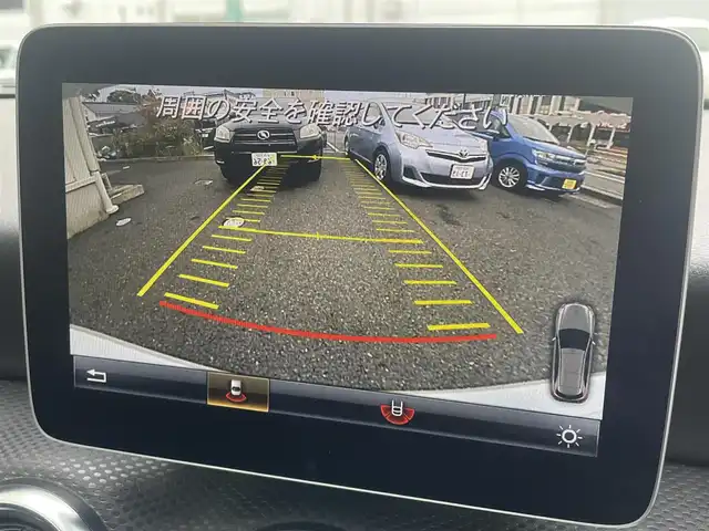 メルセデス・ベンツ Ａ１８０ 千葉県 2018(平30)年 4.8万km カルサイトホワイト ワンオーナー/レーダーセーフティパッケージ/・アクティブブレーキアシスト/・アテンションアシスト/・ブラインドスポットアシスト/・レーンキープアシスト/純正HDDナビ/フルセグTV/DVD/CD/Bluetooth/バックカメラ/ETC/前方ドラレコ/アダプティブクルーズコントロール/ハーフレザーシート/シートヒーターD/N/パワーシートD席/パドルシフト/純正アルミホイール/クリアランスソナー/パドルシフト/LEDヘッドライト/アイドリングストップ/スマートキー/スペアキー/保証書/取扱説明書