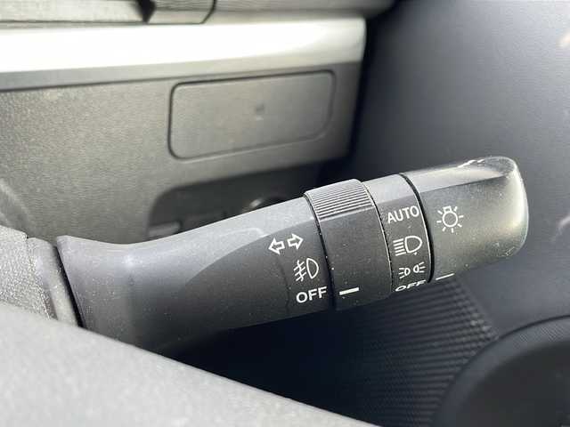 ダイハツ タント カスタム X 青森県 2015(平27)年 9.8万km ブラックマイカメタリック 4WD/純正CDオーディオ/左パワースライドドア/純正エンジンスターター/ETC/エコアイドル/プッシュスタート/スマートキー/LEDヘッドライト/フォグランプ/ウインカーミラー/純正14インチアルミ