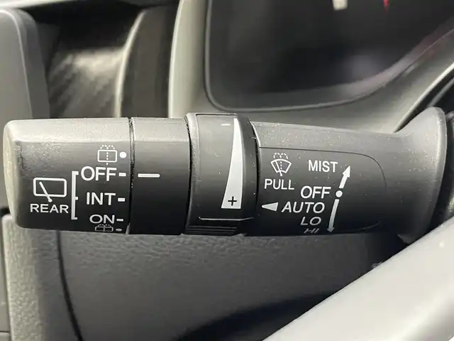 ホンダ シビック ハッチバック ホンダセンシング 熊本県 2018(平30)年 4.8万km クリスタルブラックパール ６速MT/純正7インチナビVXM-195VFi（ＣＤ・ＤＶＤ・フルセグ・ＢＴ・ＳＤ）/バックカメラ　/ビルトインＥＴＣ　/社外前方ドライブレコーダー　/前席シートヒーター　/衝突軽減ブレーキ　/レーンキープアシスト　/横滑り防止　/アイドリングストップ/純正フロアマット/純正１８インチAW/オートライト/LEDヘッドライト/スマートキー/プッシュスタート/スペアキー1本/保証書/取扱説明書