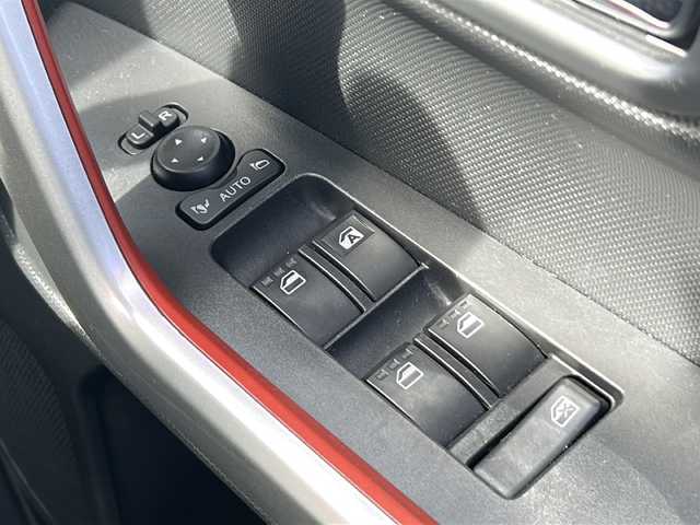 トヨタ ライズ Z 茨城県 2020(令2)年 4.7万km ブラックマイカメタリック 純正7inメモリナビ【NSZT-W68T】/(地デジTV・CD・DVD・BT・USB・ラジオ再生)/レーダークルーズコントロール/レーンアシスト/プリクラッシュセーフティ/コーナーセンサー/シートヒーター/ドライブレコーダー/バックカメラ/ETC/オートライト/LEDヘッドライト/純正17inアルミホイール/純正フロアマット/スマートキー/スペアキー
