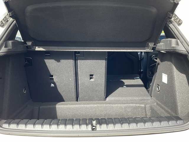 ＢＭＷ １１８ｄ Mスポーツ EDジョイ+ 東京都 2020(令2)年 5.5万km アルピンホワイトⅢ ワンオーナー/新車時保証書　取扱説明書/ドライビングアシスト/インテリジェントセーフティー/レーンチェンジウォーニング/レーンディパーチャーウォーニング/アダプティブクルーズコントロール/アイドリングストップ/純正HDDナビ/USB/BT/ScreenMirroring/バックカメラ　ルームミラー内臓ETC/ドライブレコーダー【前後】/置く充電/運転席メモリー付パワーシート/LEDヘッドライト/オートライト/パワーバックドア/スマートキー×２/革巻きハンドル/コーナーセンサー/純正18インチアルミ