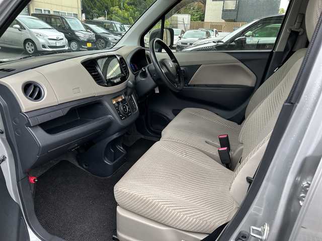 スズキ ワゴンＲ FX 福岡県 2013(平25)年 9.8万km シルキーシルバーメタリック 純正フロアマット/アイドリングストップ