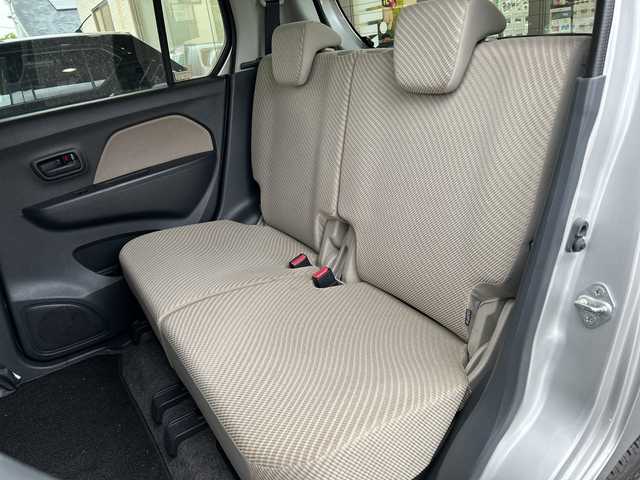 スズキ ワゴンＲ FX 福岡県 2013(平25)年 9.8万km シルキーシルバーメタリック 純正フロアマット/アイドリングストップ