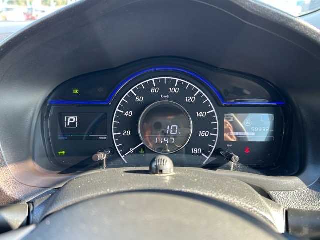 日産 ノート e－パワー X 千葉県 2018(平30)年 5.9万km ダークメタルグレー 純正ナビ/CD/DVD/Bluetooth/フルセグTV/バックカメラ/ETC/エマージェンシーブレーキ/車線逸脱警報/車両接近通報装置/オートハイビーム/プッシュスタート/スマートキー/スペアキー/純正15インチアルミホイール/保証書・取扱説明書/ナビ取扱説明書