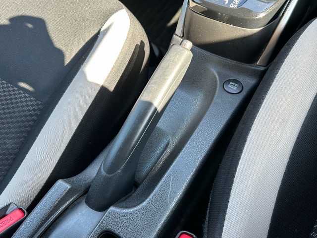 日産 ノート e－パワー X 千葉県 2018(平30)年 5.9万km ダークメタルグレー 純正ナビ/CD/DVD/Bluetooth/フルセグTV/バックカメラ/ETC/エマージェンシーブレーキ/車線逸脱警報/車両接近通報装置/オートハイビーム/プッシュスタート/スマートキー/スペアキー/純正15インチアルミホイール/保証書・取扱説明書/ナビ取扱説明書