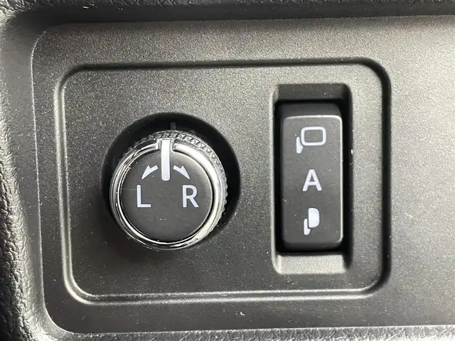 トヨタ ランドクルーザー プラド TX Lパッケージ ブラックED 大分県 2020(令2)年 3.4万km ブラック 4WD/トヨタセーフティセンス/　・プリクラッシュセーフティ/　・レーンディパーチャーアラート/　・オートマチックハイビーム/　・レーダークルーズコントロール/　・ロードサインアシスト/ムーンルーフ/社外メモリナビ/（CD/DVD/Bt/フルセグTV）/バックカメラ/LEDオートライト/フォグランプ/レザーシート/パワーシート/シートヒーター/エアシート/純正18インチアルミホイール/ルーフレール/アイドリングストップ/スマートキー/ビルトインETC2/保証書・取扱説明書/スペアキー