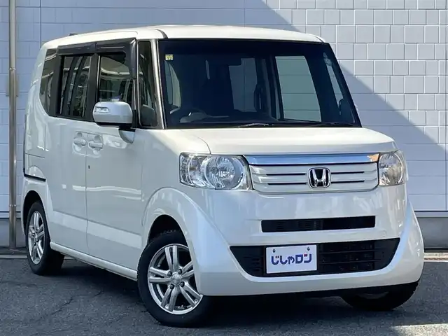 ホンダ Ｎ ＢＯＸ G SSパッケージ 兵庫県 2014(平26)年 8.4万km プレミアムホワイトパール (株)IDOMが運営する【じしゃロン神戸名谷店】の自社ローン専用車両になりますこちらは現金またはオートローンご利用時の価格です。自社ローンご希望の方は別途その旨お申付け下さい/●ディーラーオプションナビ/●地デジ視聴可/●両側パワースライドドア/●バックモニター/●シティブレーキアクティブシステム/●純正１４インチアルミホイール/●オートエアコン/●プラズマクラスター/●シートリフター/●プッシュエンジンスタート/●スマートキーシステム/●SRSエアバック（運転席・助手席・サイド・カーテン）