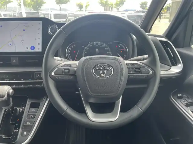 トヨタ ヴォクシー S－Z 和歌山県 2023(令5)年 1.1万km マッシブグレー 純正１０．５インチコネクティッドナビ/フルセグTV/バックカメラ/デジタルインナーミラー/（BT/USB/HDMI/AppleCarPlay/AndroidAuto)/プリクラッシュセーフティー/レーダークルーズコントロール/レーンディパーチャーアラート/クリアランスソナー/ヘッドアップディスプレイ/両側パワースライドドア/ビルトインＥＴＣ２．０/前席シートヒーター/後席サンシェード/イルミルーフスポイラー/シグネチャーイルミ/LEDヘッドライト/オートライト/オートマチックハイビーム
