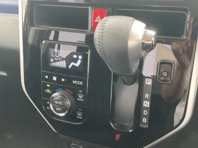 トヨタ タンク カスタムG－T 島根県 2019(令1)年 2.7万km ファイアークォーツレッドM ワンオーナー /ディーラーSDナビ(CD/DVD/BT/フルセグ)/バックカメラ/プリクラッシュセーフティー/レーントレーシングアシスト/オートハイビーム/クルーズコントロール/オートライト/前席シートヒーター /両側パワースライドドア /前後ドライブレコーダー/LEDヘッドライト/純正ドアバイザー