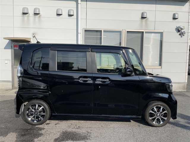 ホンダ Ｎ ＢＯＸ カスタム G L ホンダセンシング 埼玉県 2020(令2)年 5.1万km 黒 ホンダセンシング/純正８型ナビTV/純正フリップダウンモニター/両側電動スライドドア/LEDヘッドライト/追従クルーズコントロール/スマートキー/スペアキー/プッシュスタート/新車保証書/取扱説明書