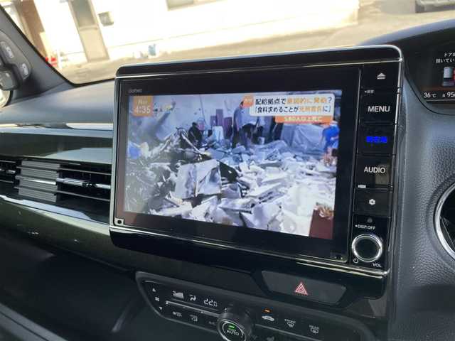 ホンダ Ｎ ＢＯＸ カスタム G L ホンダセンシング 埼玉県 2020(令2)年 5.1万km 黒 ホンダセンシング/純正８型ナビTV/純正フリップダウンモニター/両側電動スライドドア/LEDヘッドライト/追従クルーズコントロール/スマートキー/スペアキー/プッシュスタート/新車保証書/取扱説明書